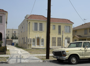 1320 N Kingsley Dr in Los Angeles, CA - Building Photo - Building Photo