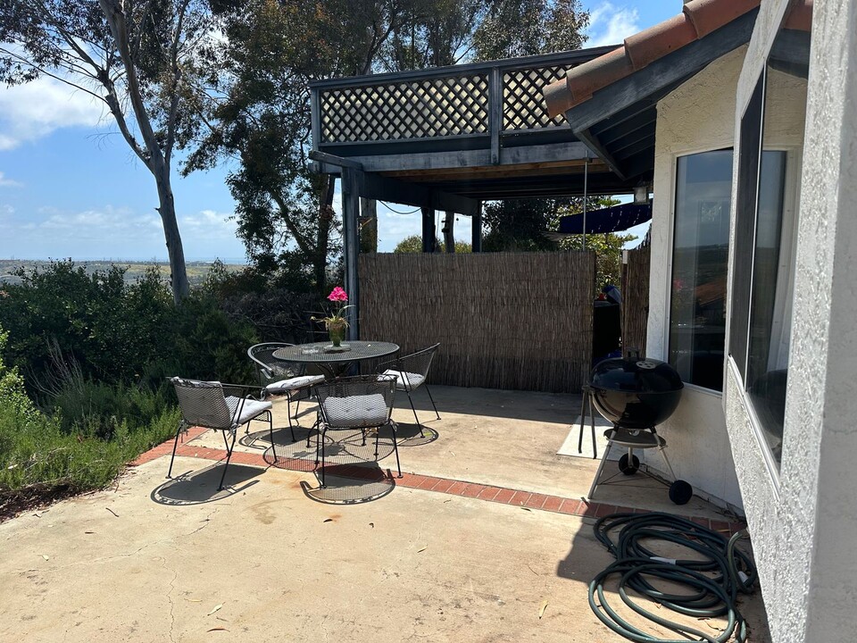 4378 Tuolumne Pl in Carlsbad, CA - Building Photo