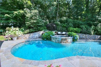 62 Weston Rd in Westport, CT - Building Photo - Building Photo