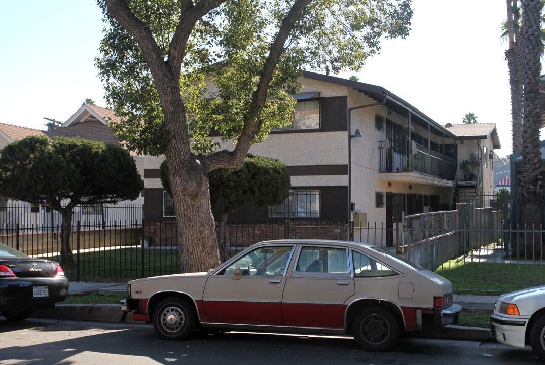 6418 Garvanza Ave in Los Angeles, CA - Building Photo