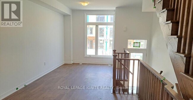 56 Grn Gdns Blvd in Toronto, ON - Building Photo - Building Photo