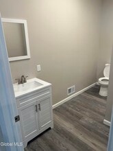 253 6th Ave in Troy, NY - Building Photo - Building Photo