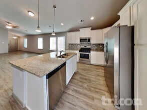 9845 Glen Brook Lane Magnolia TX in Magnolia, TX - Foto de edificio - Building Photo