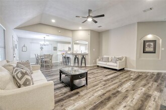 16439 Sunlamp Ct in Houston, TX - Building Photo - Building Photo