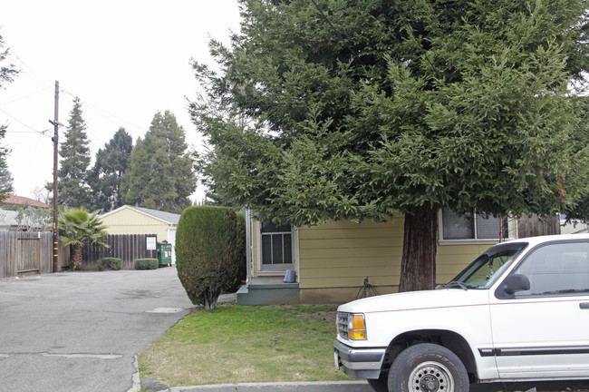 21718-21734 Vallejo St in Hayward, CA - Foto de edificio - Building Photo