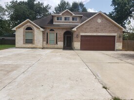 1155 Whipporwill Rd in Conroe, TX - Building Photo