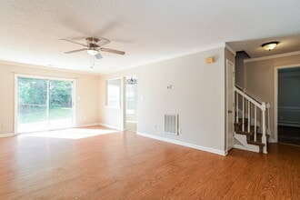 8129 Vermilion Dr in Charlotte, NC - Building Photo - Building Photo