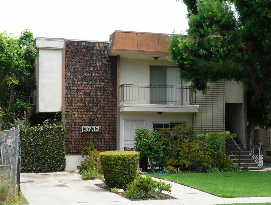 3732 Cardiff Ave in Los Angeles, CA - Building Photo