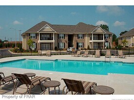 1820 Jennifer Ln in Fayetteville, NC - Building Photo