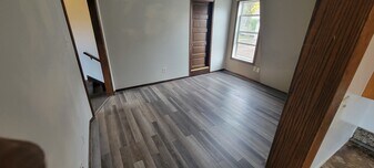 353 Emma St, Unit #2 in Fond du Lac, WI - Building Photo