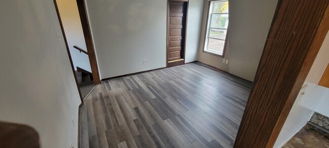 353 Emma St, Unit #2