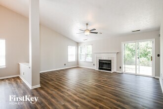 2302 Willowview Dr in Indianapolis, IN - Building Photo - Building Photo