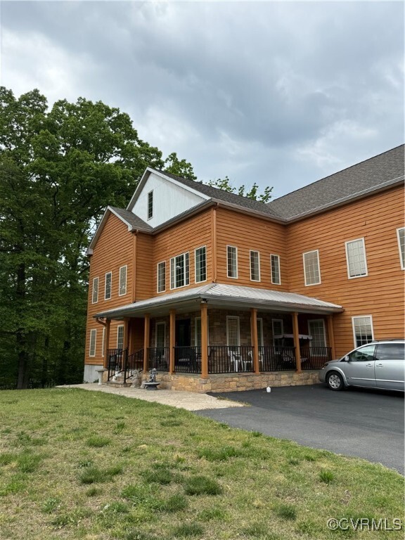 property at 4027 Bonnie Brae Ct