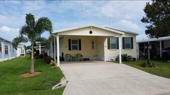 7673 Longhorn Ave in Micco, FL - Building Photo