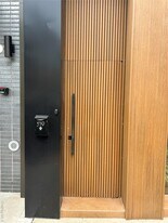 379 Huguenot St in New Rochelle, NY - Building Photo