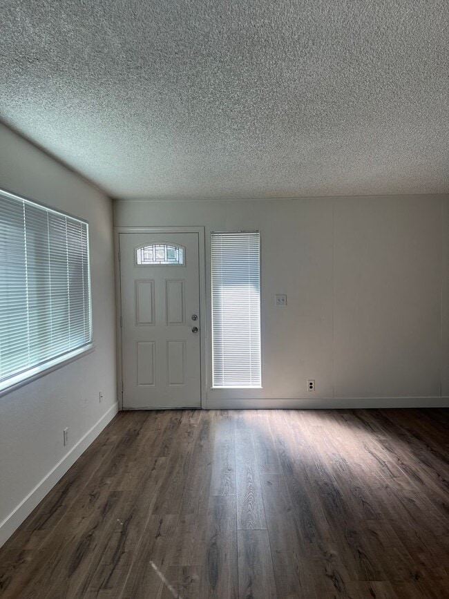 9086 Piñata Way in Sacramento, CA - Building Photo - Building Photo
