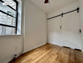 410 W 36th St. in New York, NY - Building Photo - Building Photo