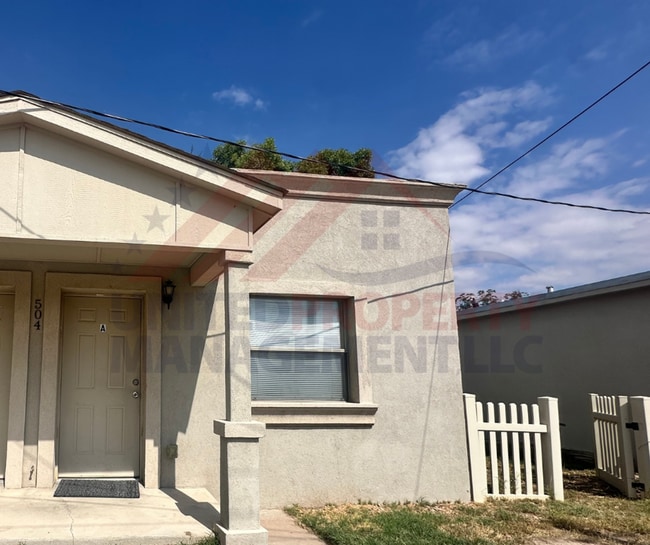 property at 504 W Tansill St