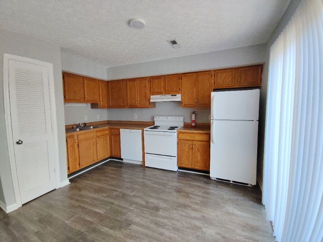 11 Hobbs Ln in Lynchburg, VA - Building Photo - Building Photo