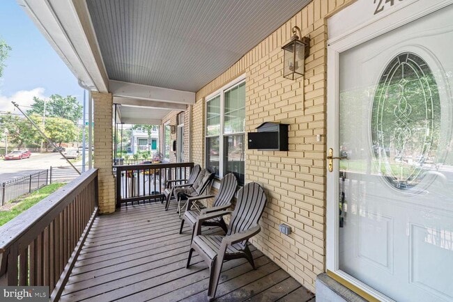property at 2433 3rd St NE