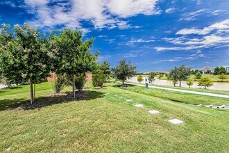 7327 Camden Crestwood Way in Katy, TX - Building Photo - Building Photo