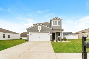 360 Hidden Cove Dr in Little River, SC - Building Photo