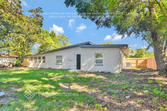 6044 Yucatan Dr in Orlando, FL - Building Photo - Building Photo