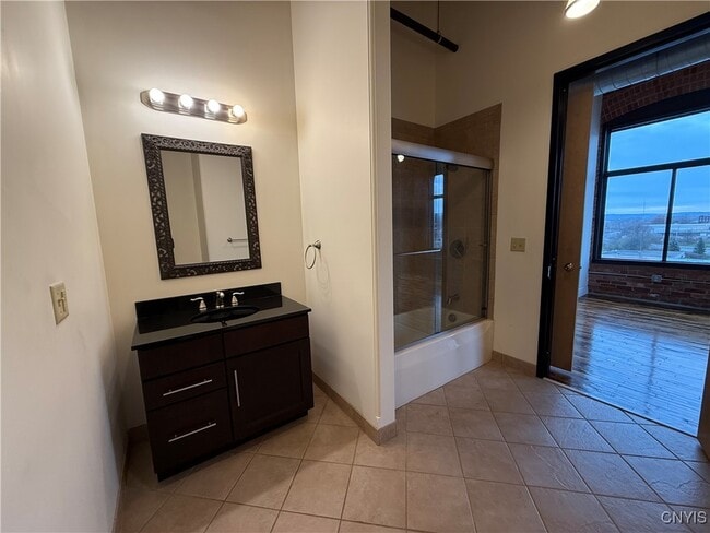 property at 421 Broad St