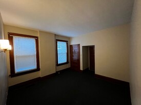 1793 1/2 N 4th St in Columbus, OH - Building Photo