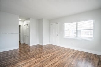 460 NE 82nd Terrace in Miami, FL - Building Photo - Building Photo