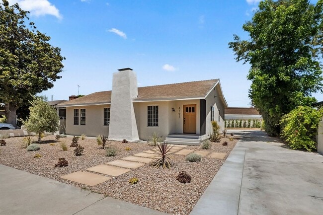 4702 Kraft Ave in Los Angeles, CA - Building Photo - Building Photo