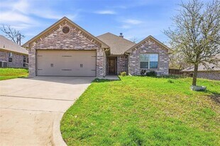 713 Smyth St in Aledo, TX - Building Photo