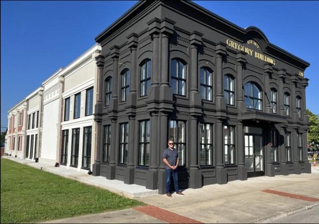 220 W Dixie Ave in Elizabethtown, KY - Building Photo - Building Photo