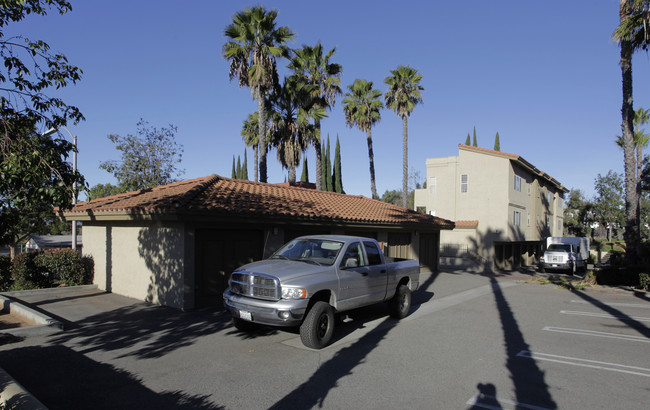 Casa Victoria in Escondido, CA - Building Photo - Building Photo