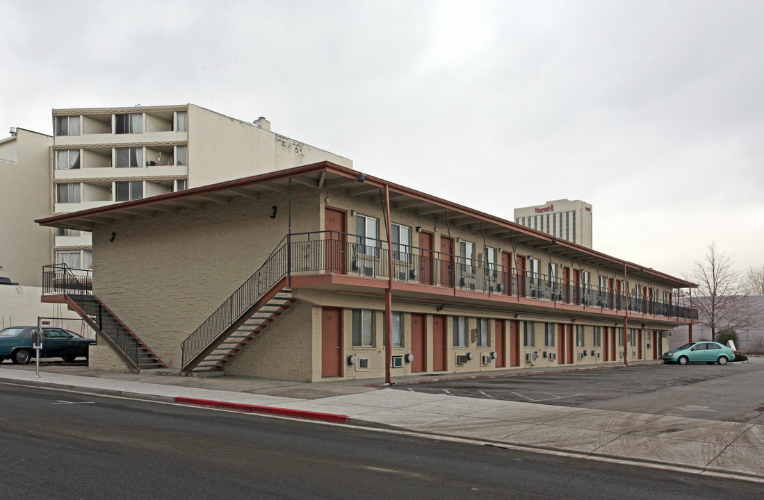 Mill Place Apartments in Reno, NV - Building Photo