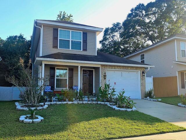 311 Dahlquist Dr in Crestview, FL - Building Photo