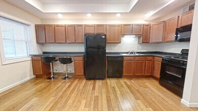 509 E. Green St by Bankier Apartments in Champaign, IL - Building Photo - Building Photo