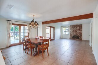 543 Edna Way in Vista, CA - Building Photo - Building Photo