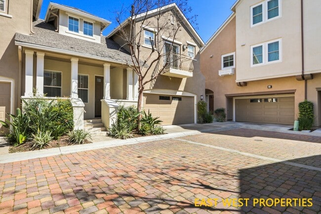 42 Burlingame in Irvine, CA - Building Photo - Building Photo