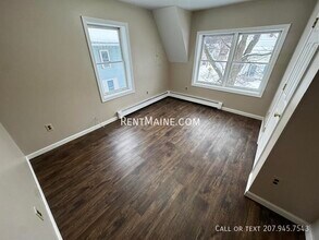 8 Spring St in Brewer, ME - Building Photo - Building Photo