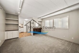 468800 US-95 in Sagle, ID - Building Photo - Building Photo