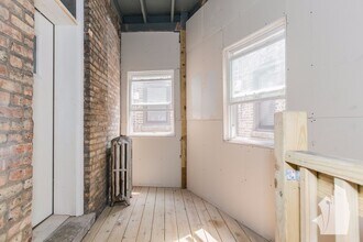 5150 N Leavitt St in Chicago, IL - Foto de edificio - Building Photo