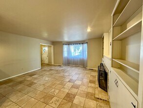 2039 Manzanita St in Klamath Falls, OR - Building Photo - Building Photo