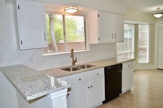 3314 Crows Lodge in San Antonio, TX - Building Photo - Building Photo