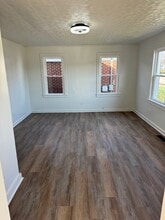 727 7th St in Tell City, IN - Building Photo - Building Photo