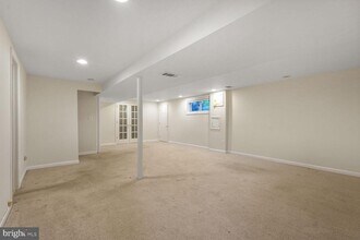 6903 Fern Ln in Annandale, VA - Building Photo - Building Photo
