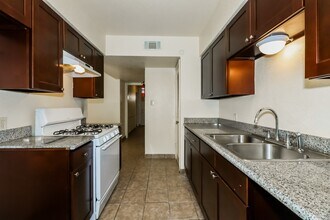 3003 Falk Ct in La Porte, TX - Building Photo - Building Photo