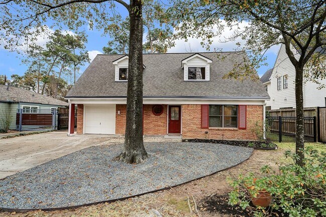 property at 1051 Gardenia Dr