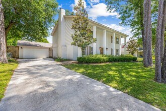 27122 E Lana Ln in Conroe, TX - Building Photo - Building Photo