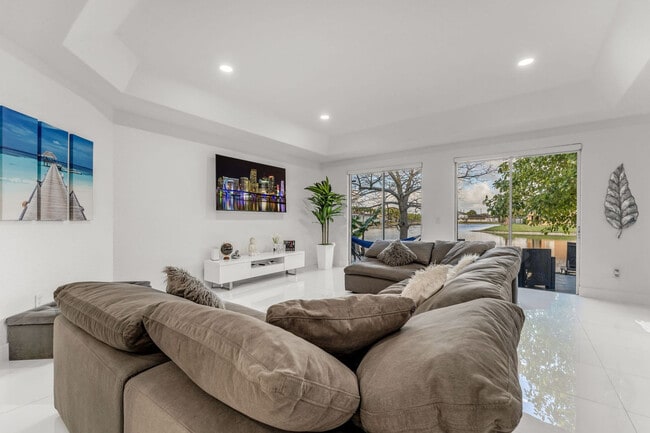 1205 SW 146th Ct in Miami, FL - Building Photo - Building Photo